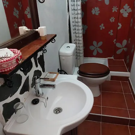 A Casa Da Fonte Muros
